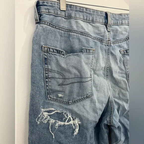 American Eagle Mom Straight Distressed Jeans 16 - Picture 6 of 10